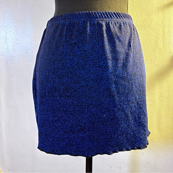 Y2K Horoscopez 2 Piece Party Set - Picture 11 of 12